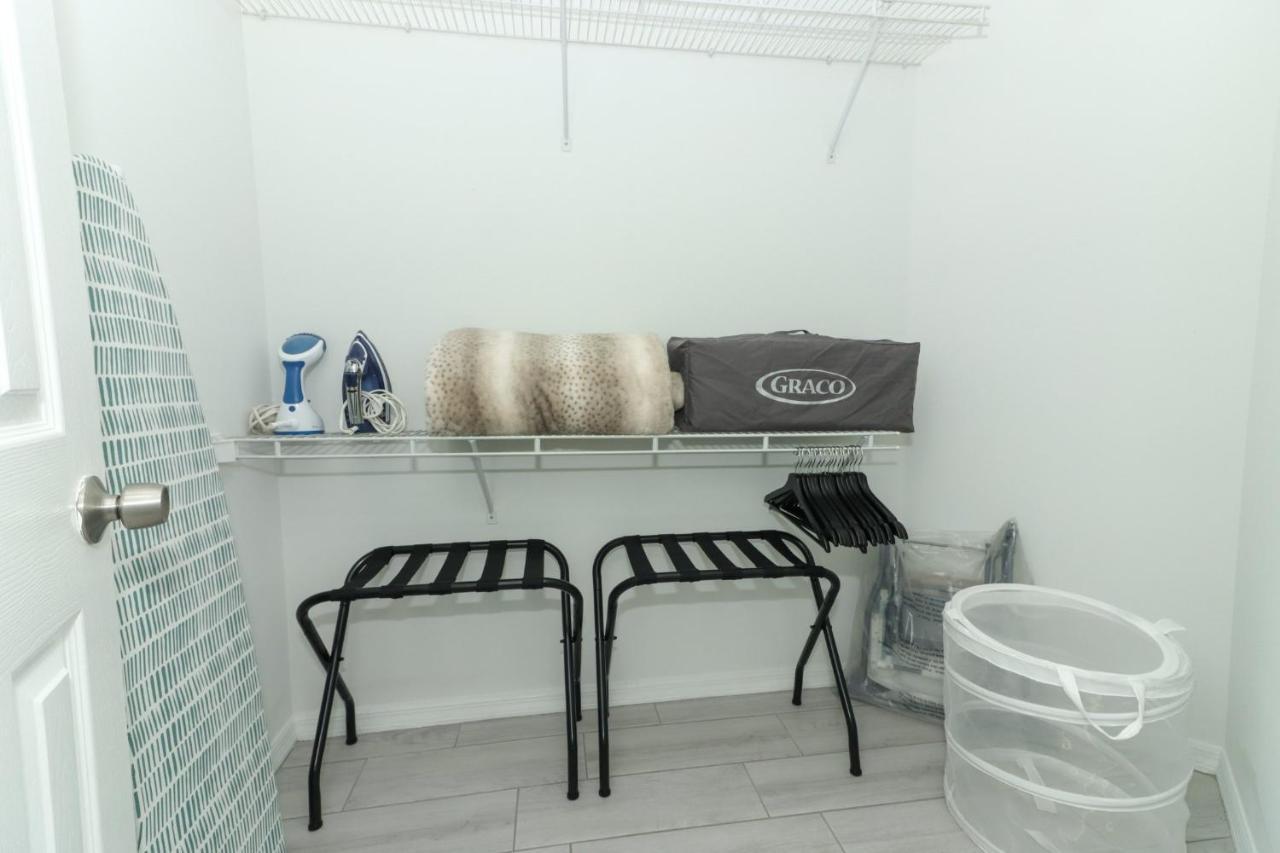 Lilys Stylish Villa Close To Disney Ideal For Long Stays Orlando Exterior photo